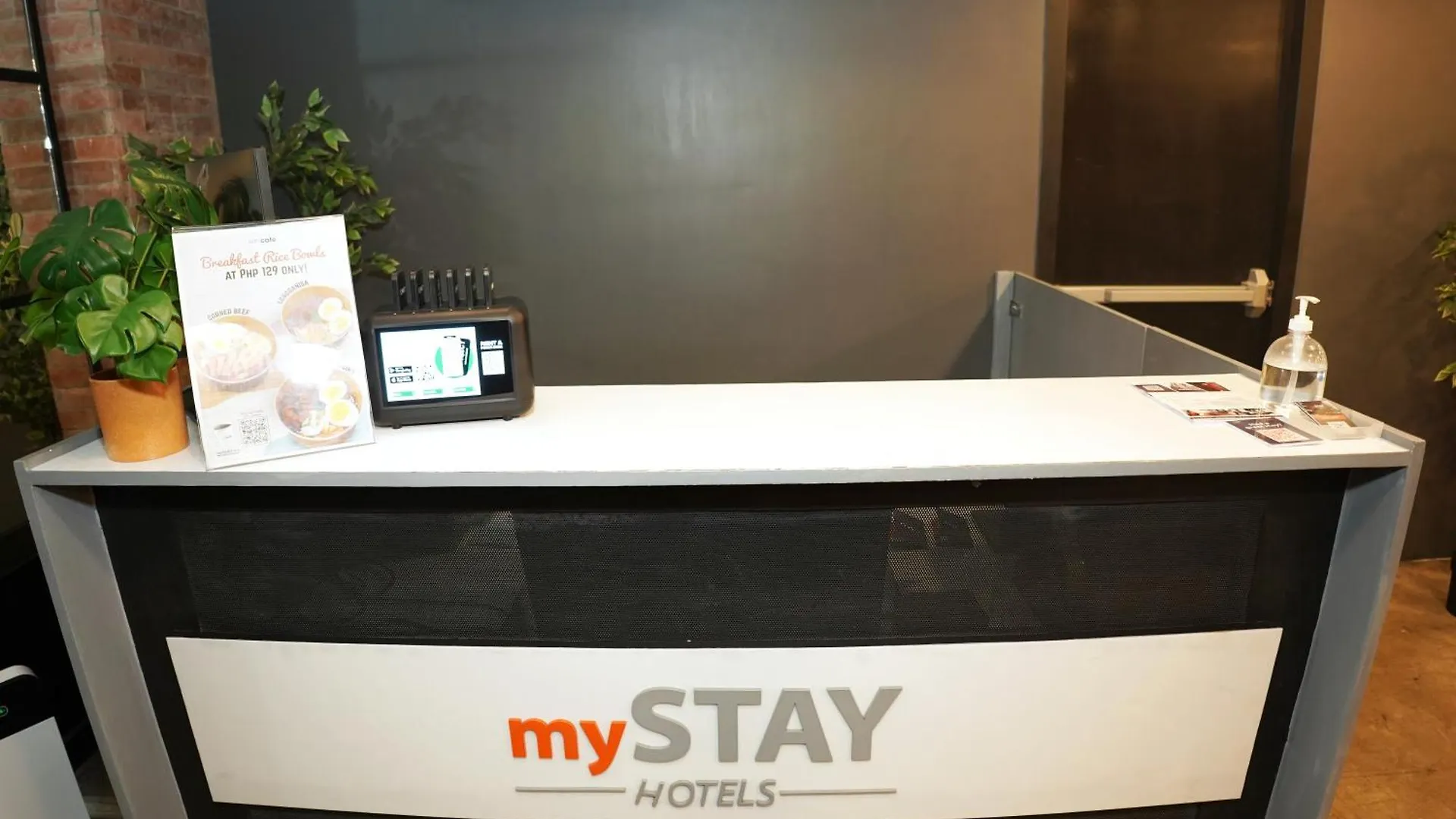 Mystay Hotel Bgc West Makati City 3*,